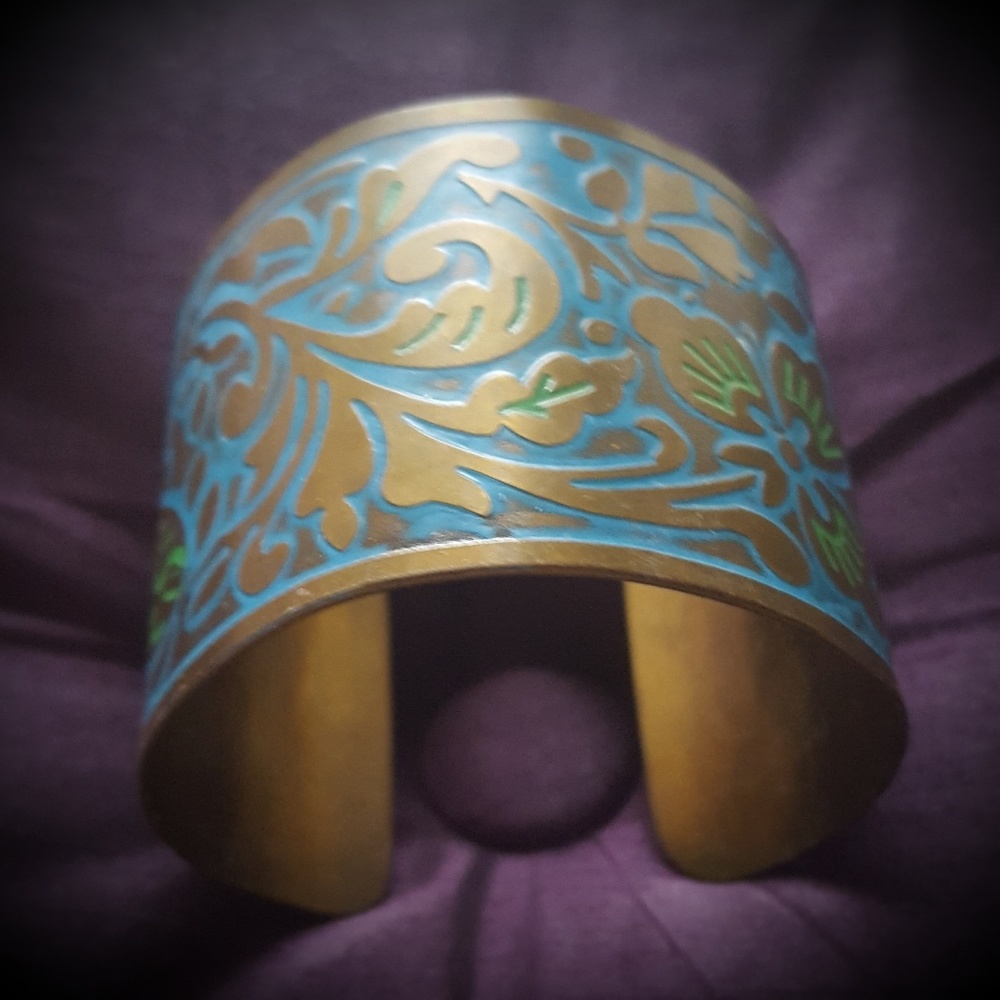 Vintage Boho Cuff Bracelet - Picture 3 of 5